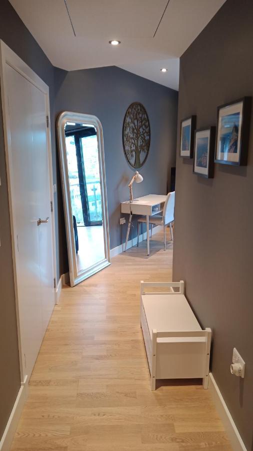 Kings Wharf Quay29 - Large Studio Apartment With 3 Pools - Gym - Rock Views - Holiday And Short Let Apartments In Gibilterra Esterno foto